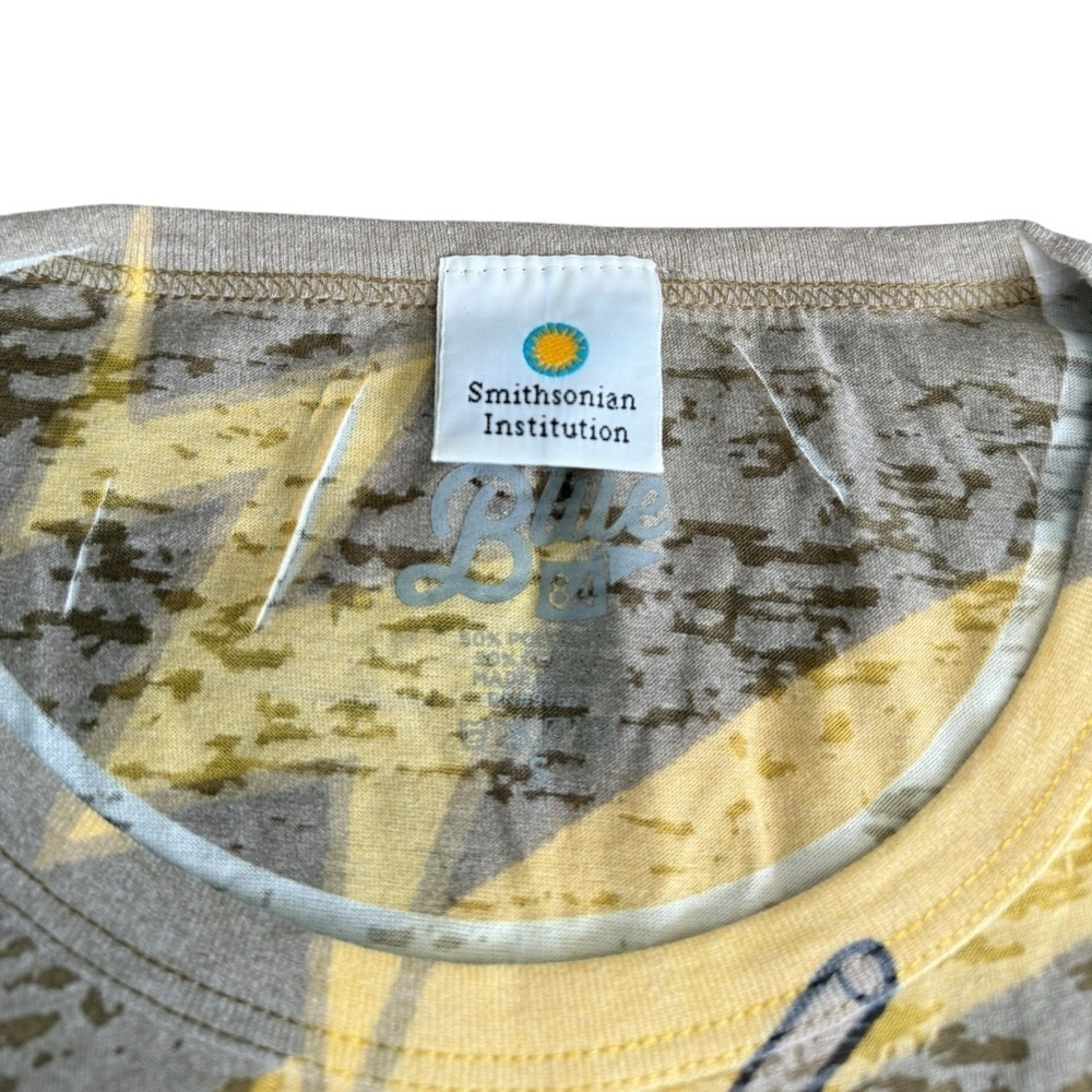 Smithsonian Institution t short size small - Picture 10 of 15